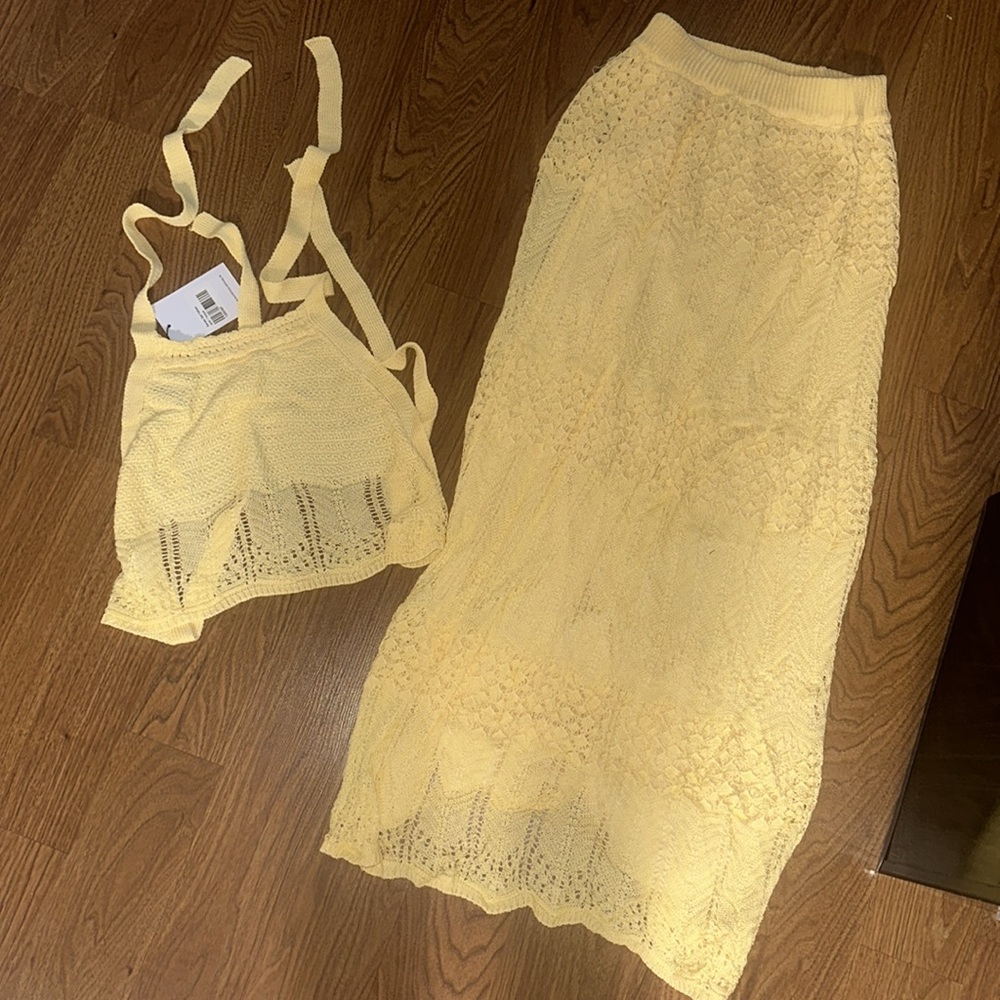 Princess Polly Yellow Set - Picture 2 of 2